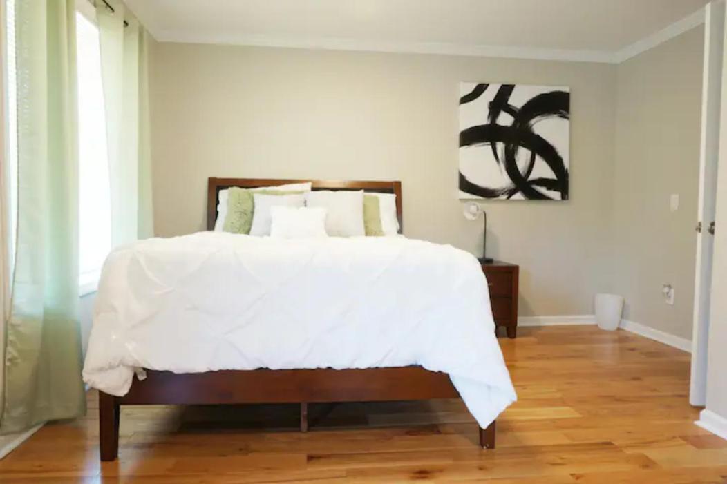 Atlanta Unit 1 Room 1 - Peaceful Private Master Bedroom Suite With Private Balcony Bagian luar foto